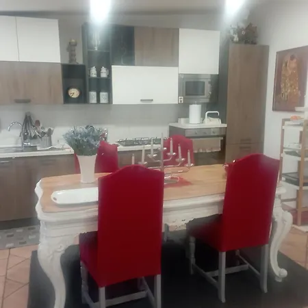 Semplicemente a casa